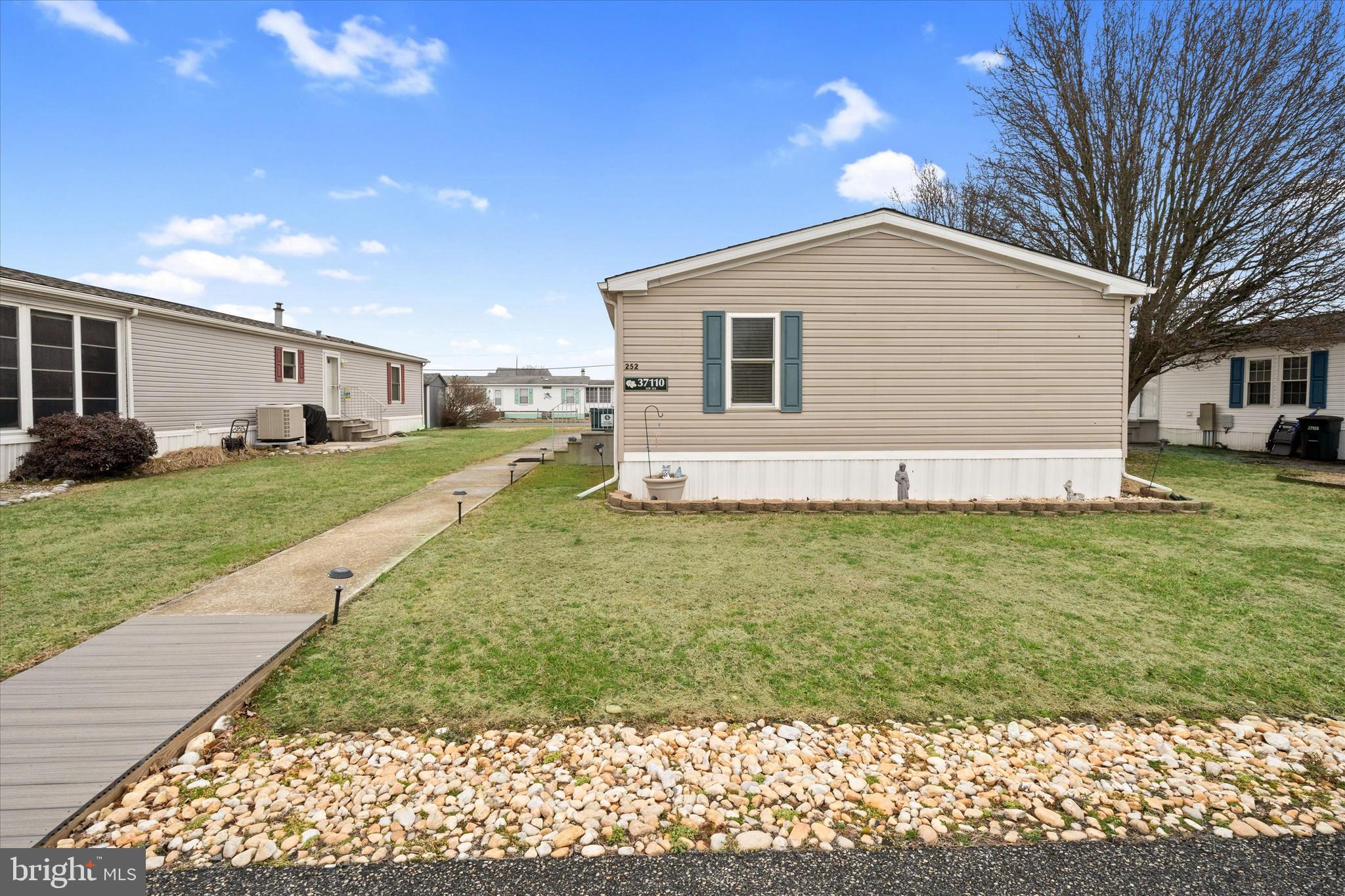 SHADY PARK - Residential