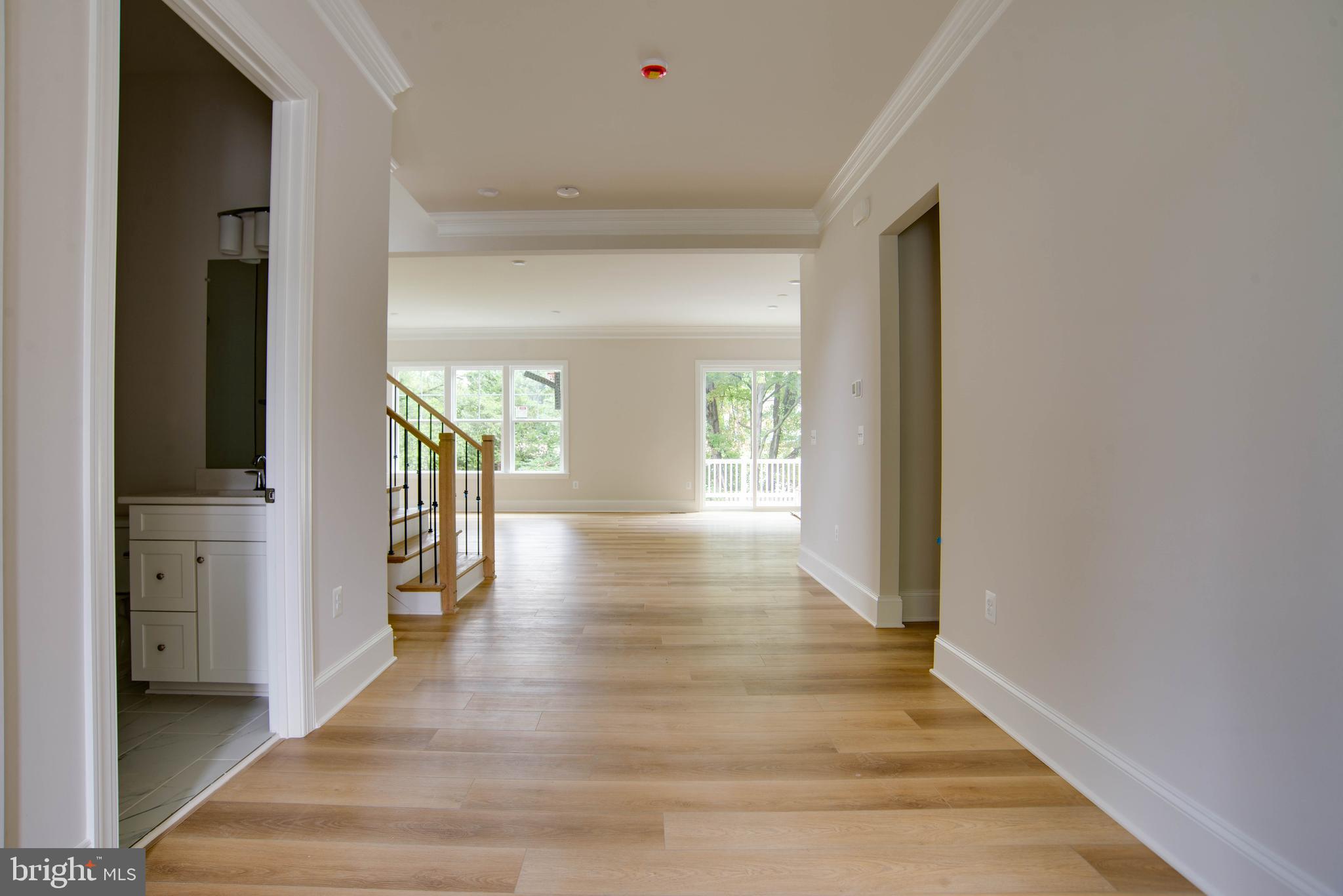 VIENNA WOODS - Residential