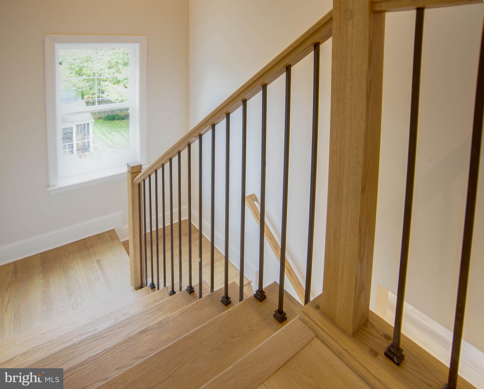 VIENNA WOODS - Residential