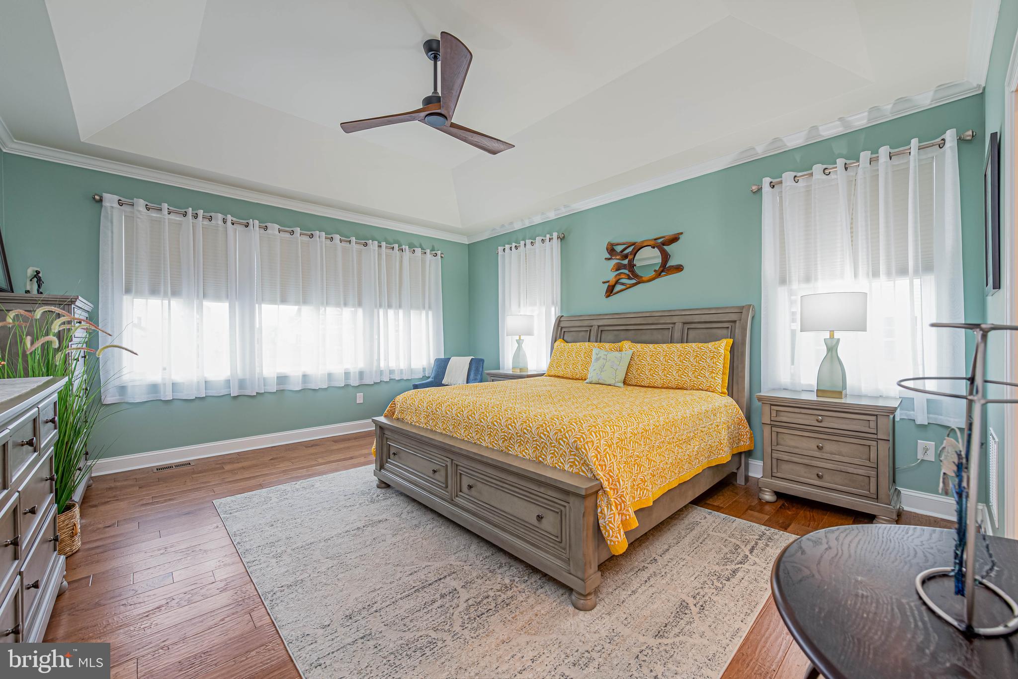 PENINSULA LAKES - Residential