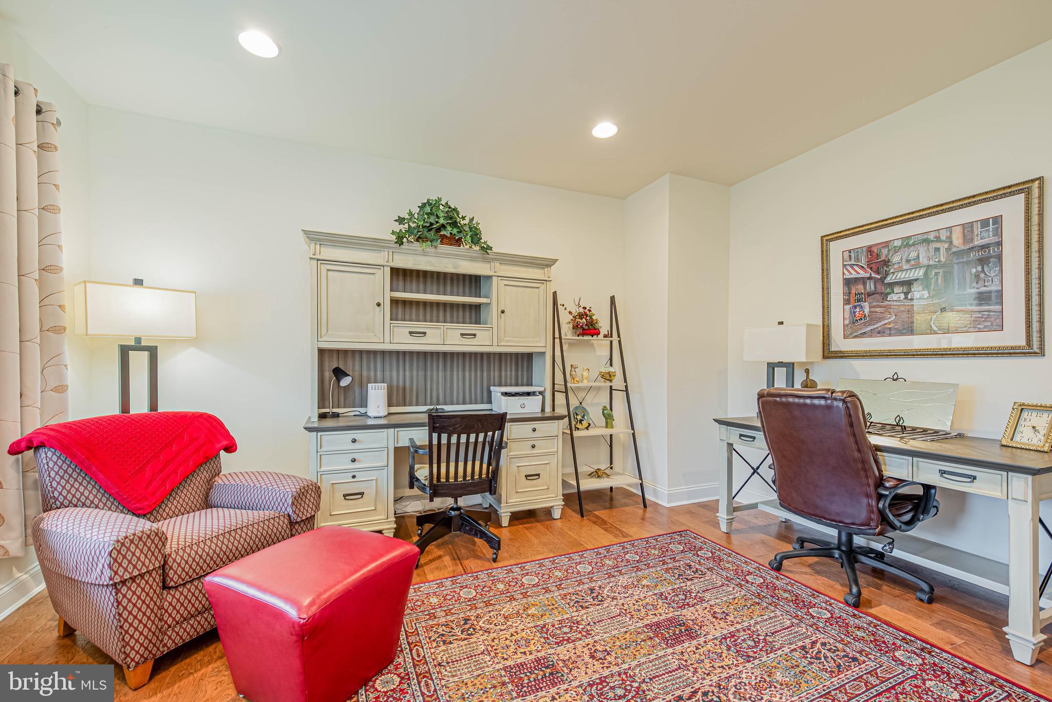 PENINSULA LAKES - Residential