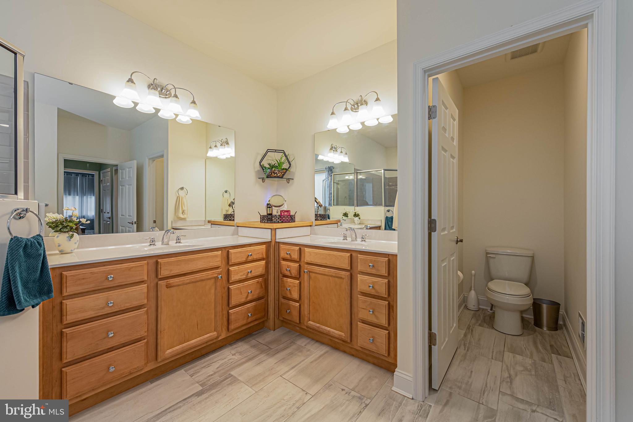 PENINSULA LAKES - Residential