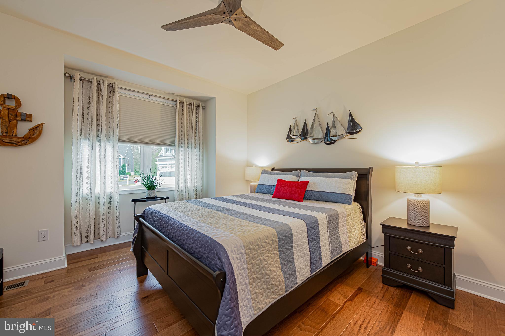 PENINSULA LAKES - Residential