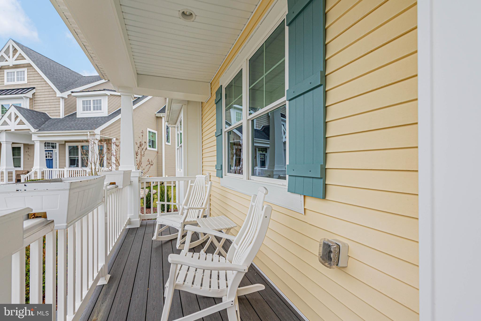 PENINSULA LAKES - Residential