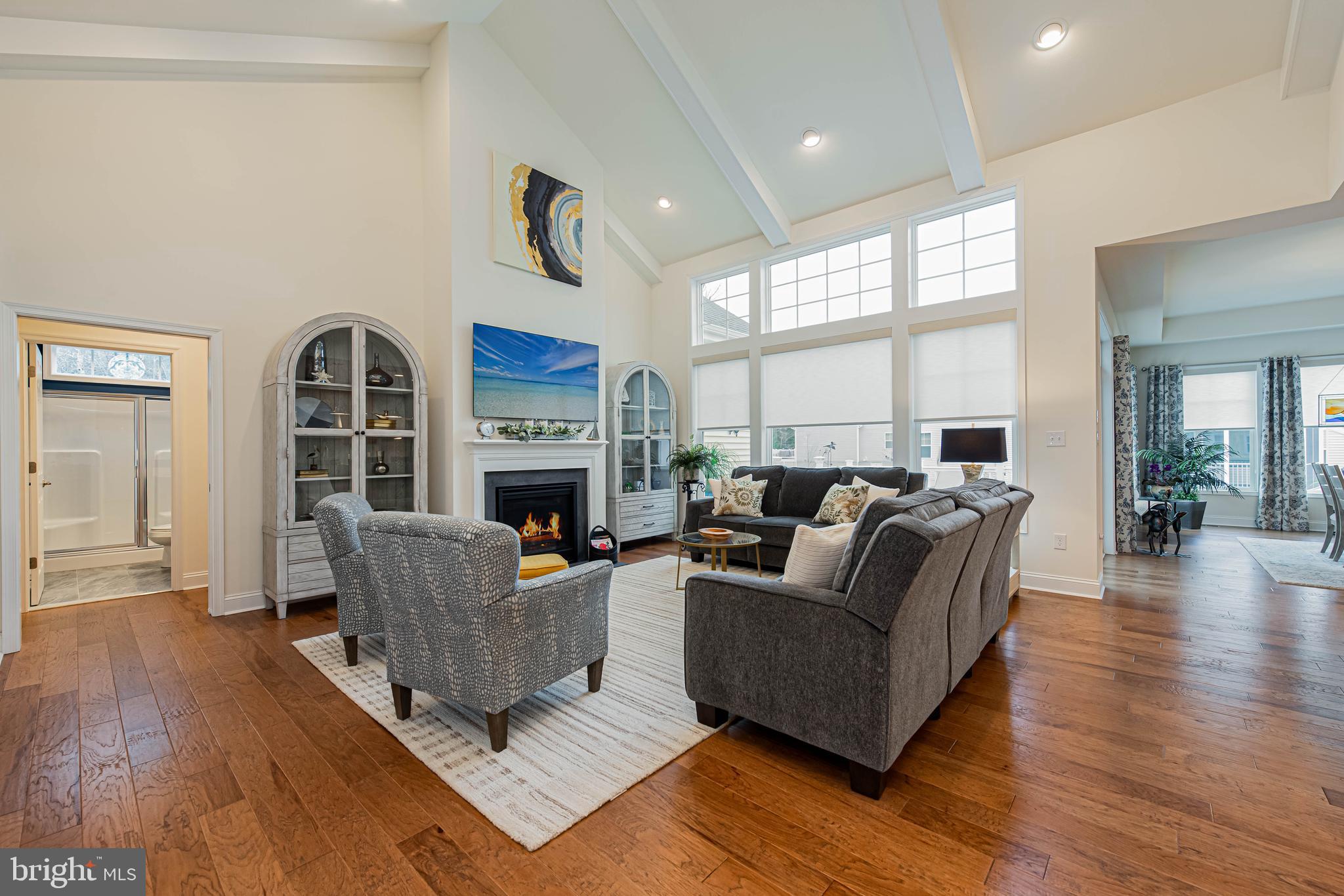 PENINSULA LAKES - Residential
