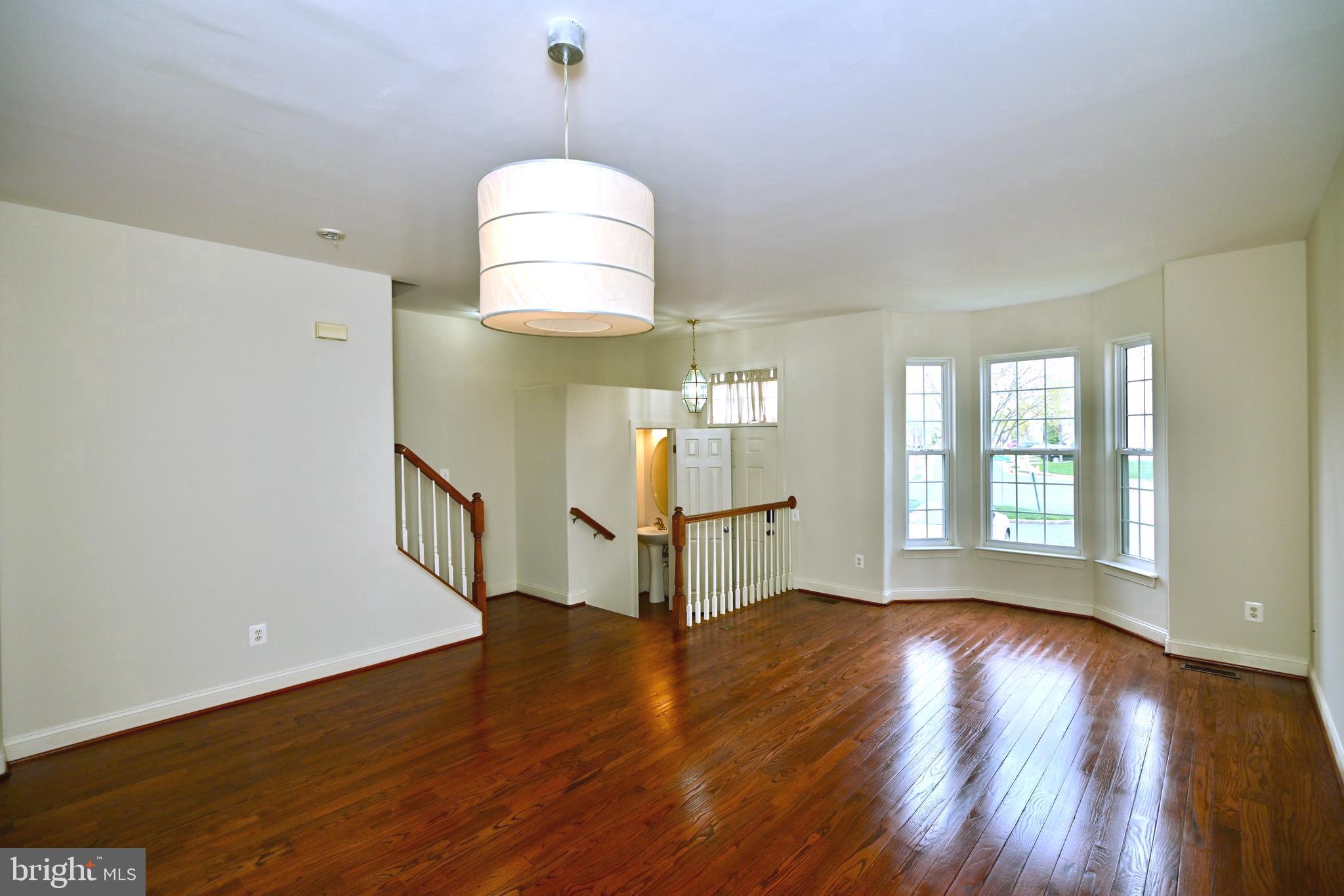 SHEFFIELD MANOR - Residential Lease