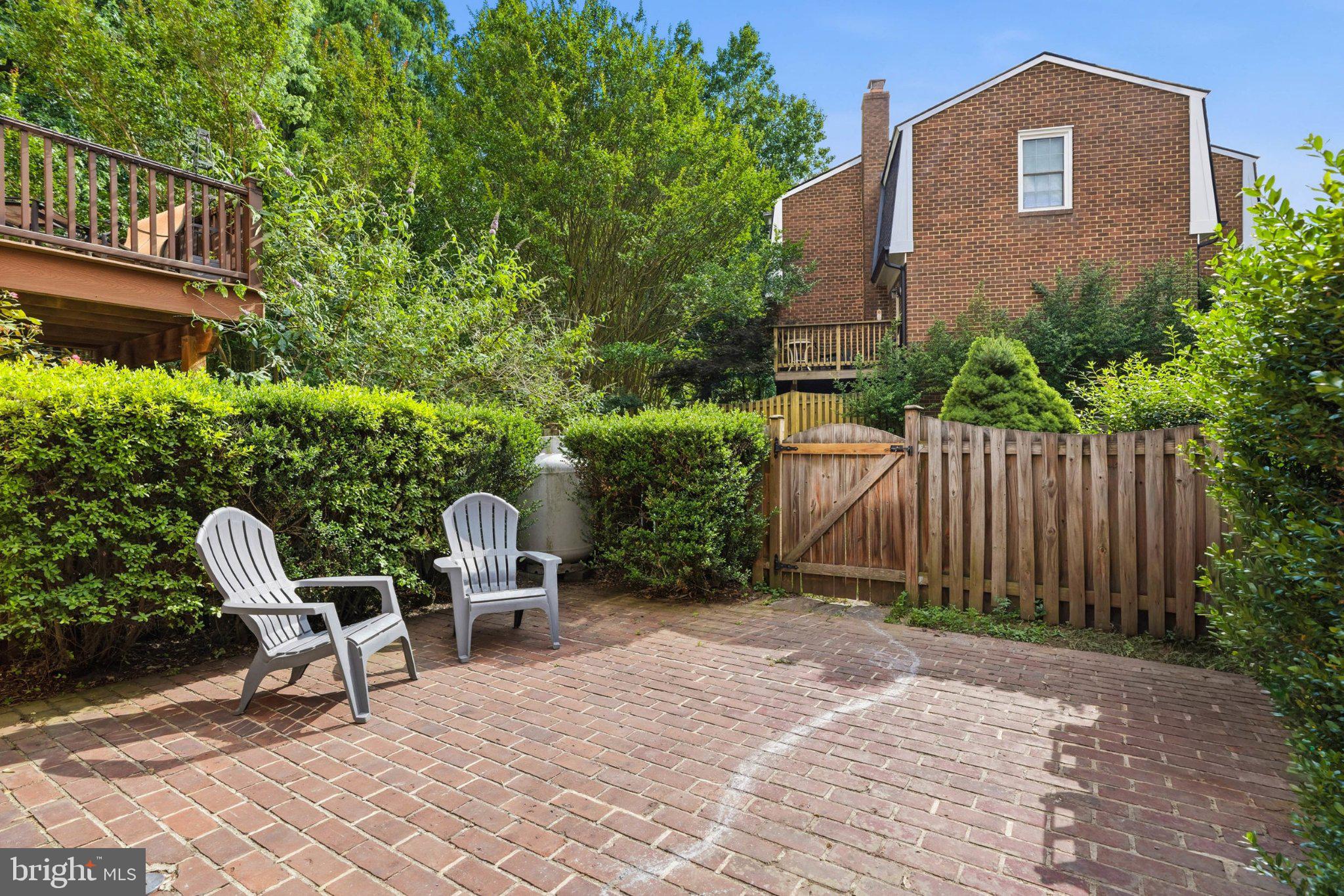 TANGLEWOOD - Residential