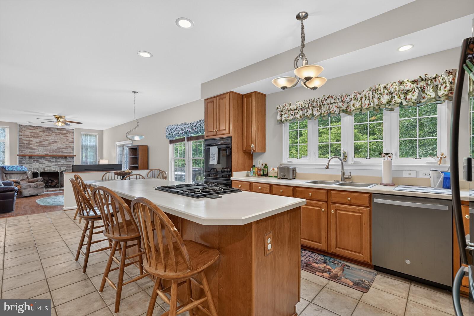 SENECA CROSSING - Residential