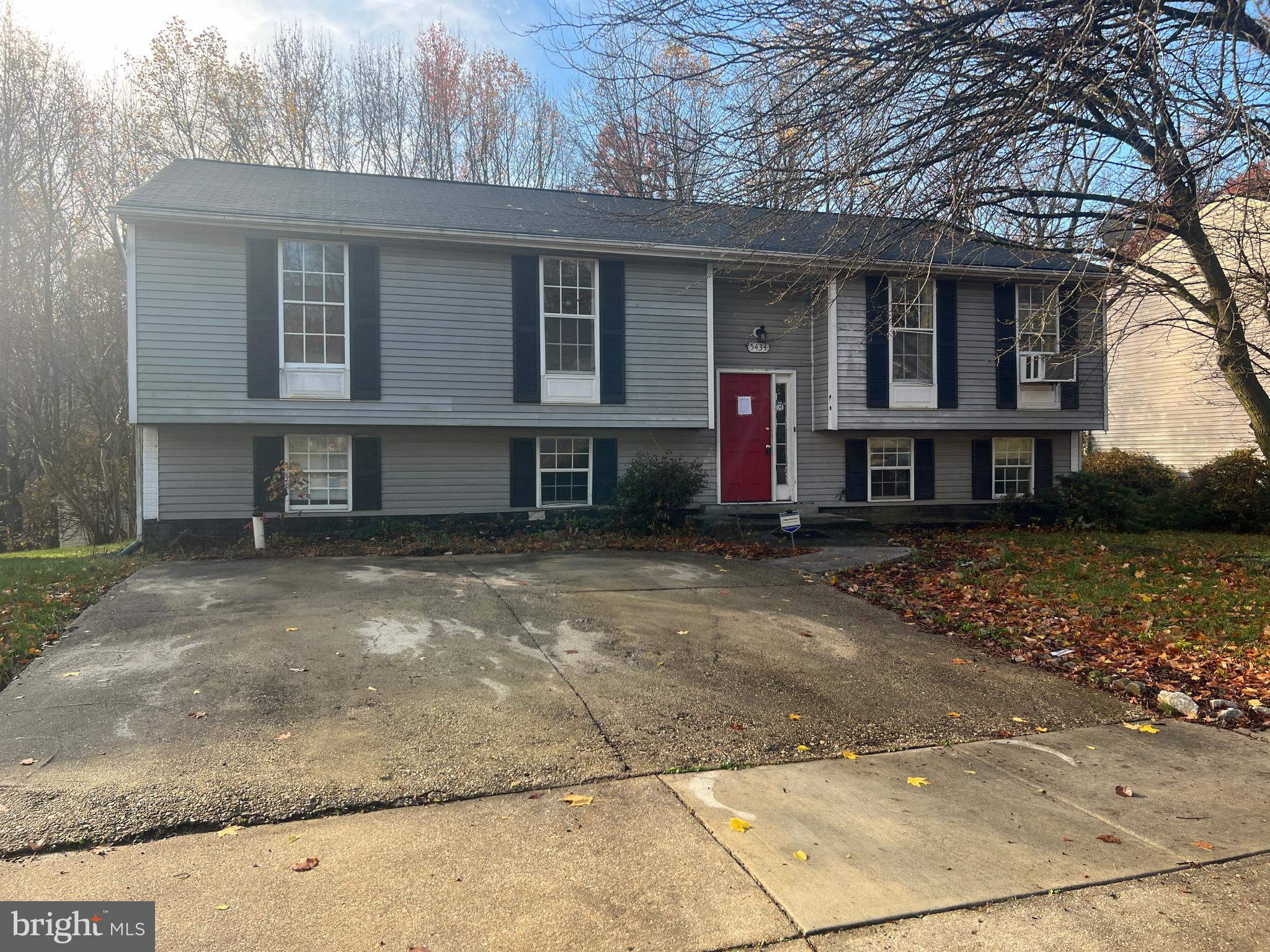 CLEARVIEW MANOR - Residential