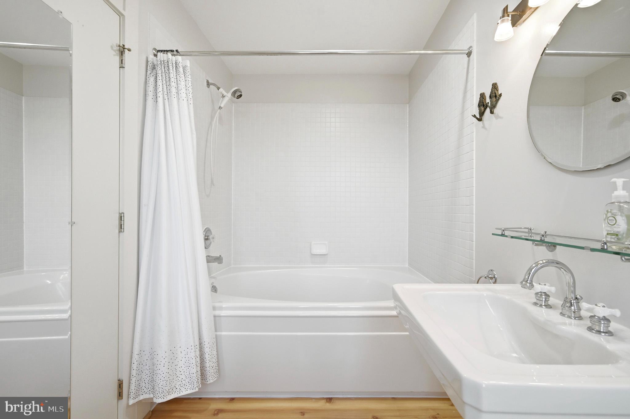 CALVERT BEACH ESTATES - Residential