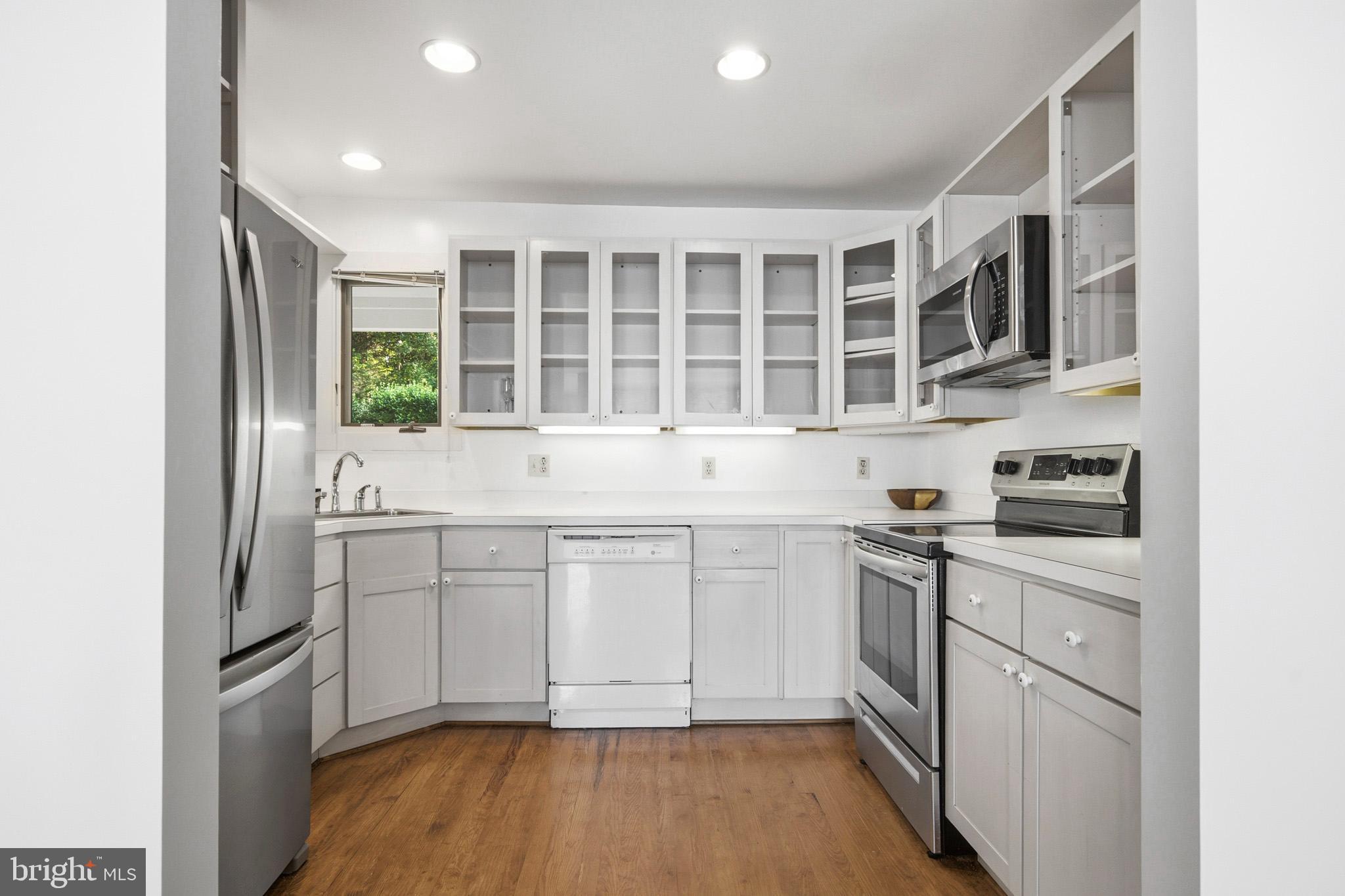 CALVERT BEACH ESTATES - Residential