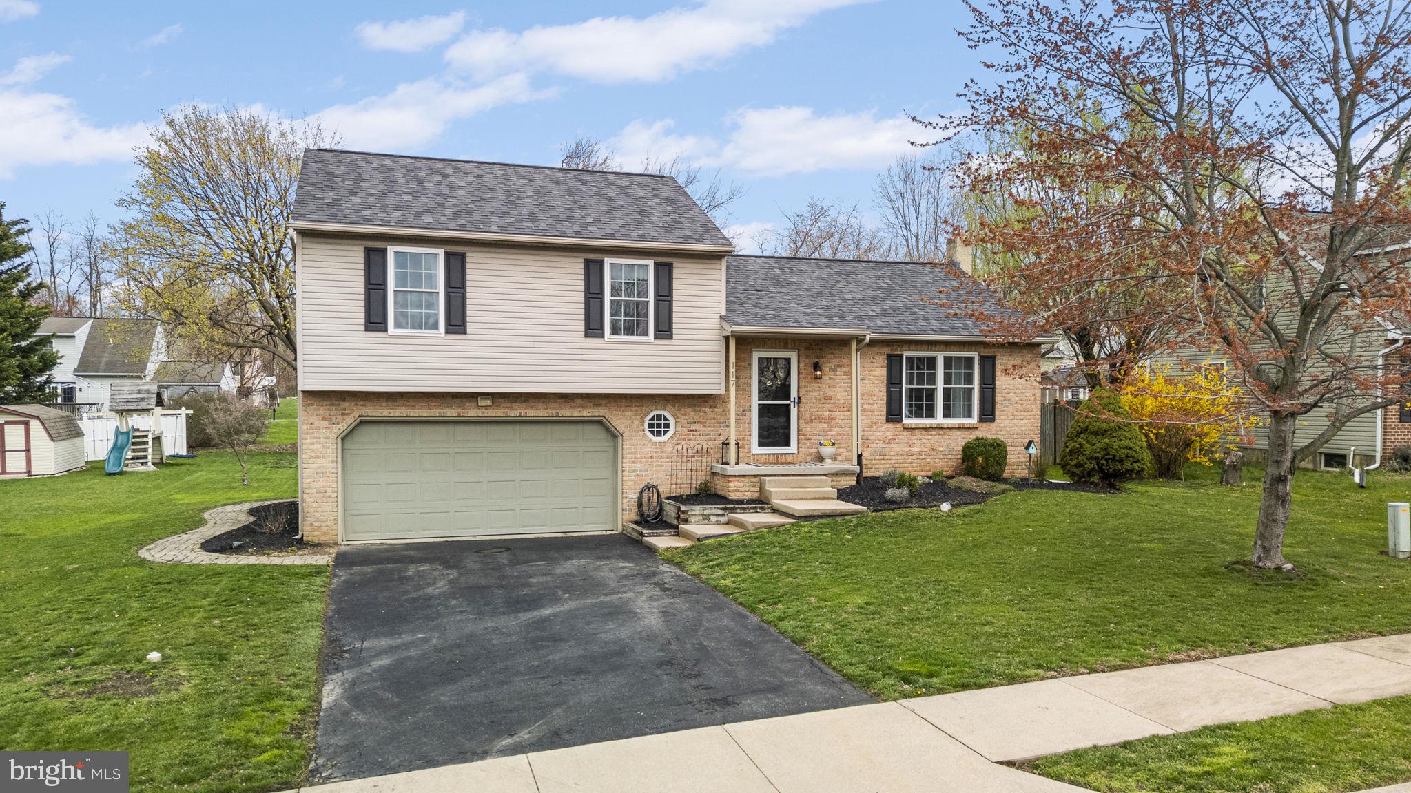 MEADOW VIEW VILLAGE - Residential