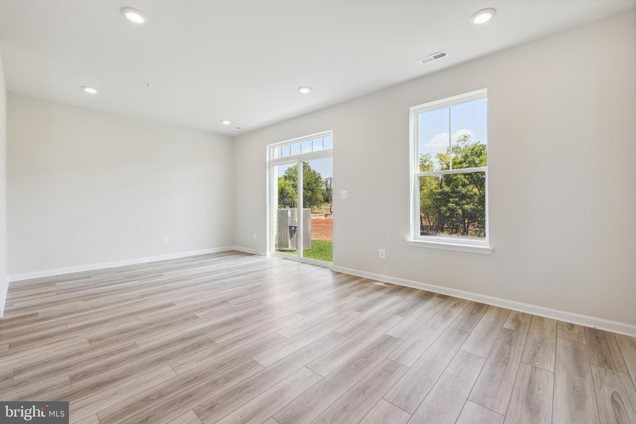 TUSCARORA CREEK - Residential