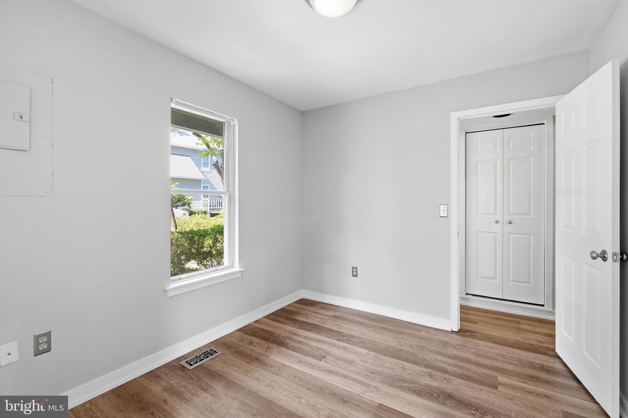SOUTHWOODS - Residential