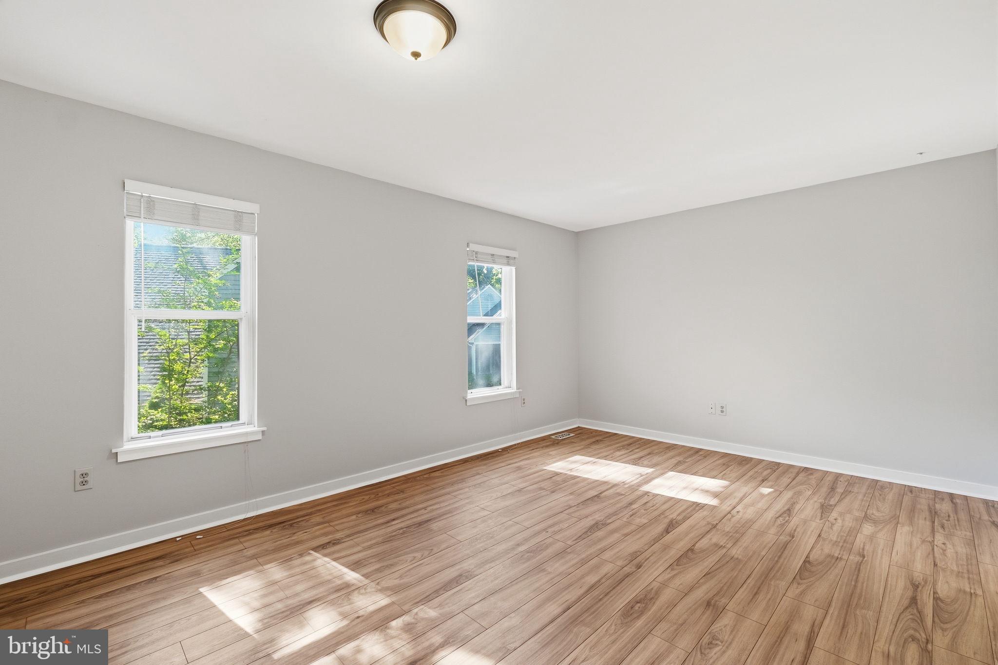 SOUTHWOODS - Residential