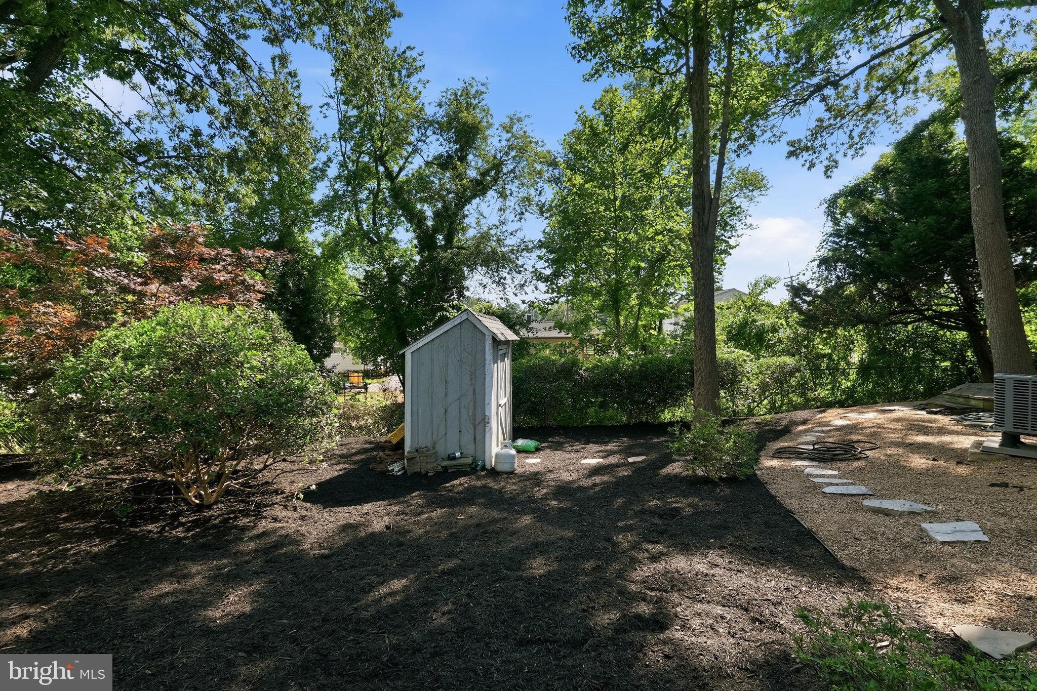 SOUTHWOODS - Residential