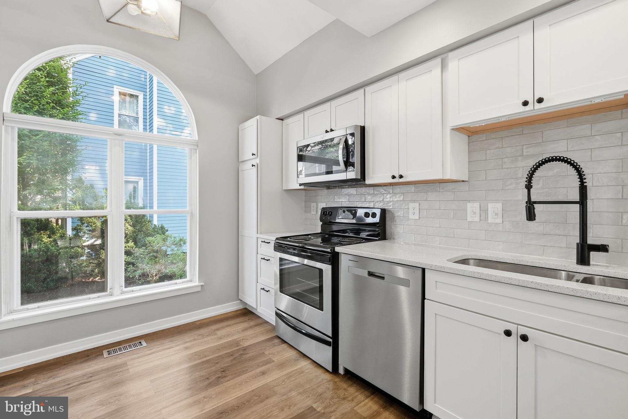 SOUTHWOODS - Residential