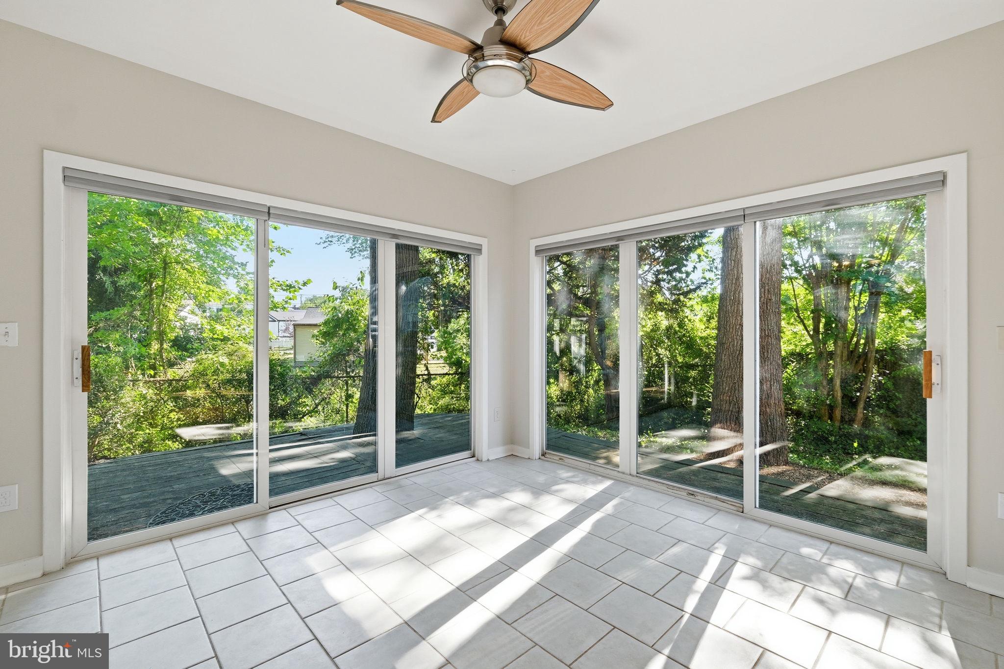 SOUTHWOODS - Residential