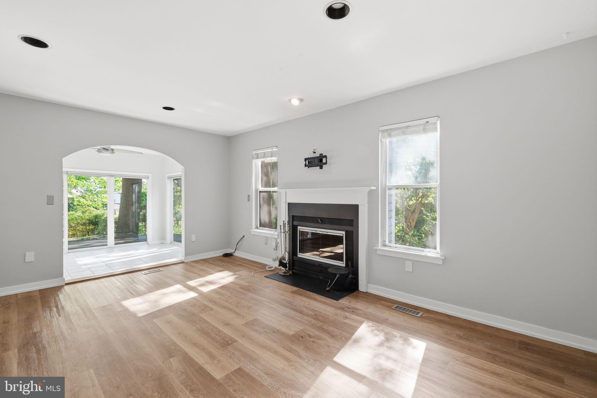 SOUTHWOODS - Residential
