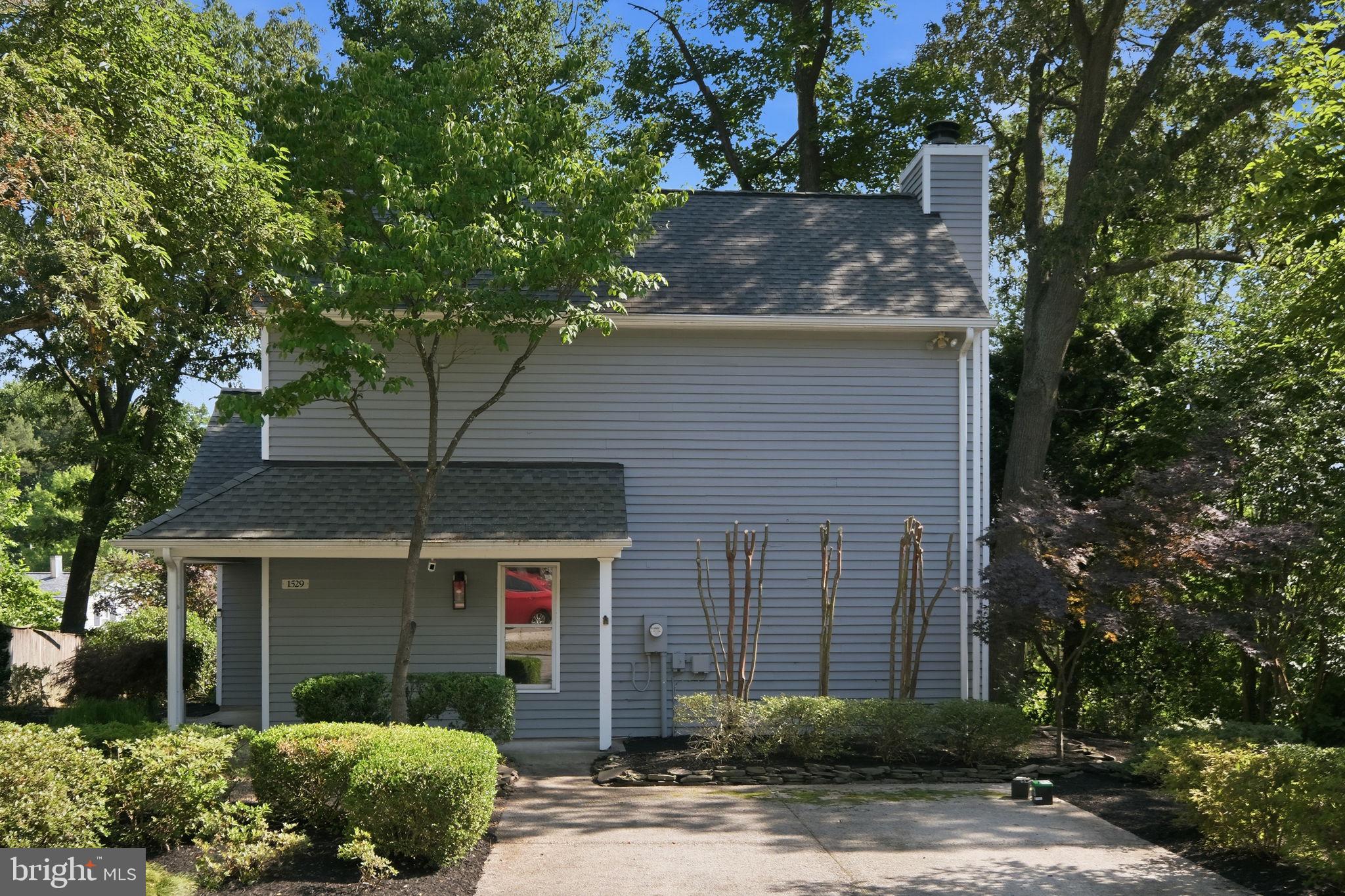 SOUTHWOODS - Residential