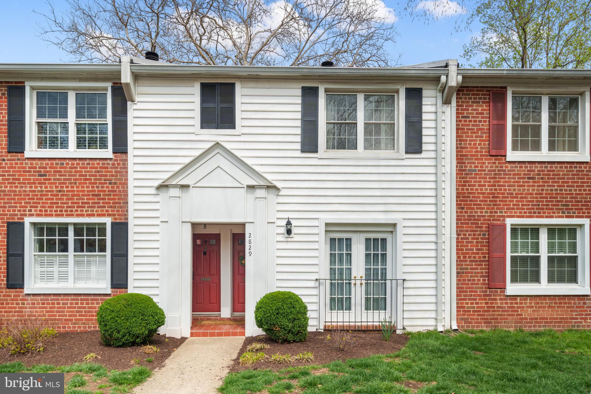 Experience the charm of this stunning 2-bedroom condo near the heart of Arlington! This beautifully updated home features a modern kitchen  (w/ stainless steel appliances)  and bath, brand-new hardwood floors, stylish new lighting, elegant new doors, fresh tiling around the fireplace, sleek new blinds,  newer washer/dryer (stacked) and recessed lighting. Enjoy abundant morning sunlight in the kitchen and back patio, plus a breathtaking open backyard view, ideal for relaxing in the evening or entertaining.  Ideally situated near major commuter routes, top dining, shopping, and entertainment. Come tour this gem!