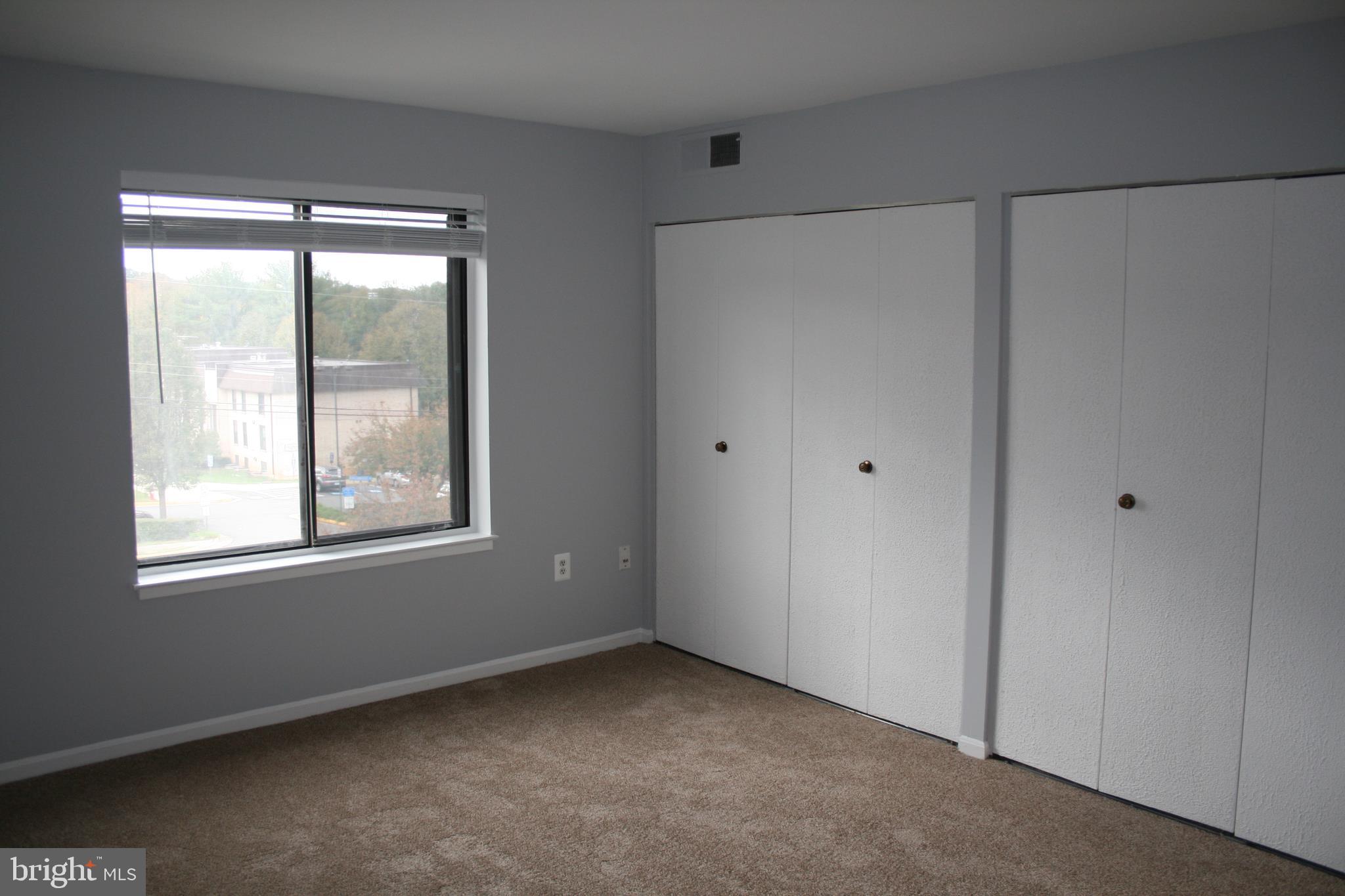 HAWTHORNE VILLAGE - Residential Lease