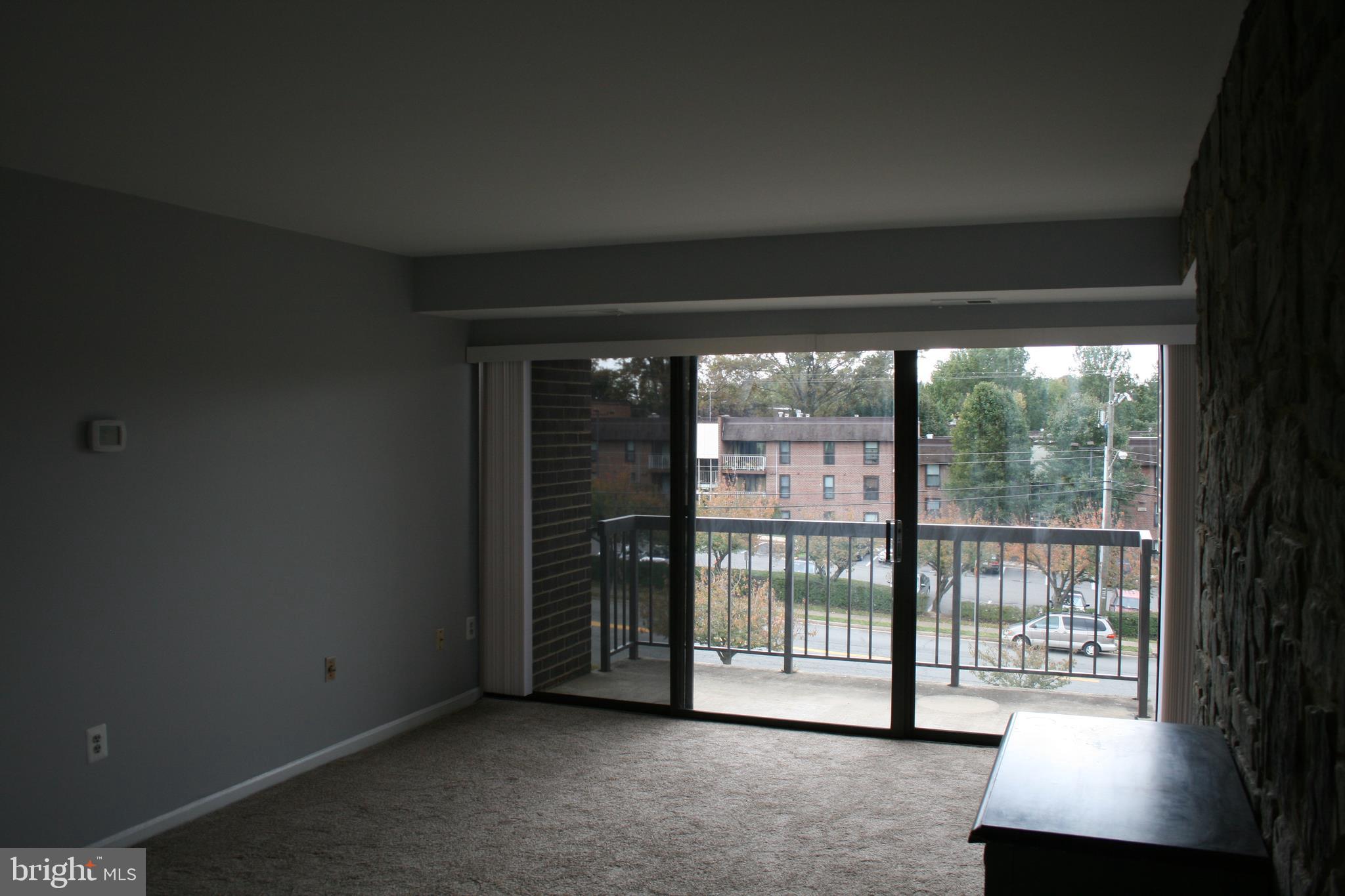 HAWTHORNE VILLAGE - Residential Lease