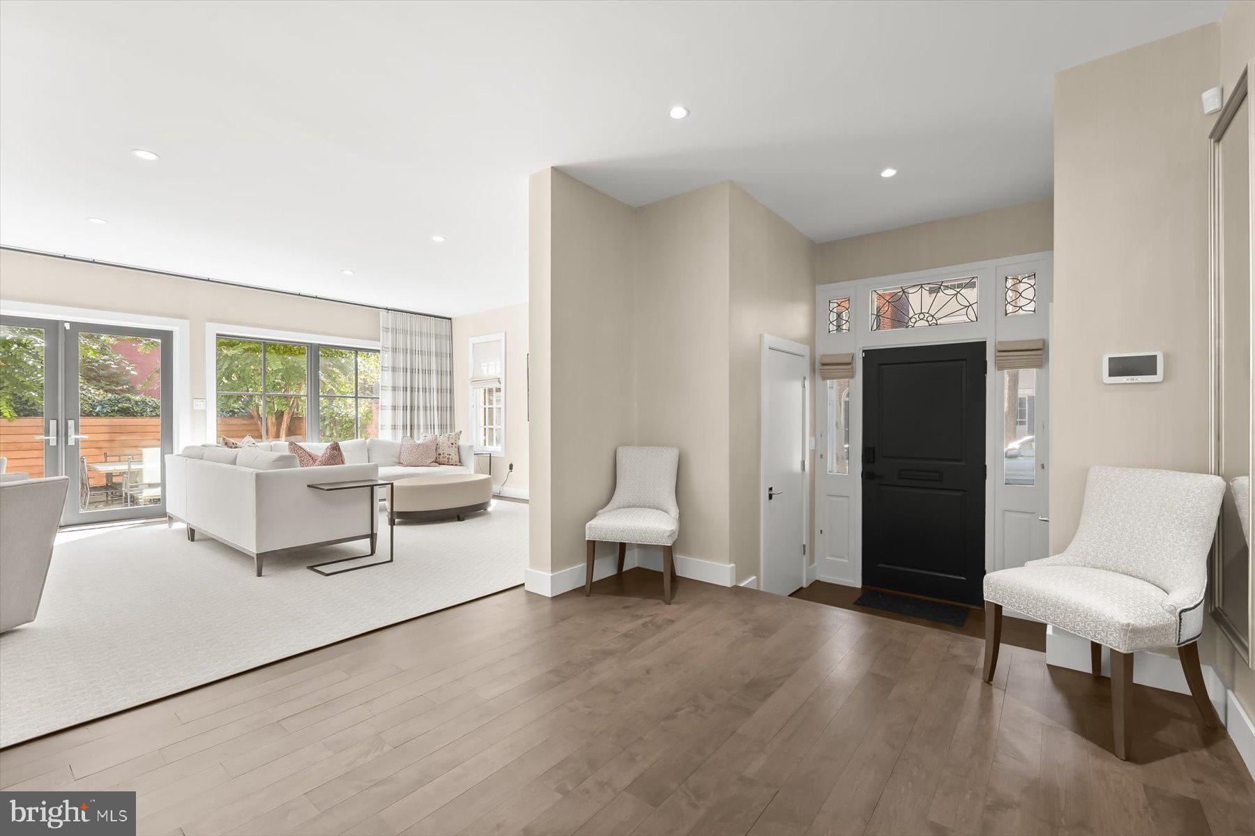 GEORGETOWN - Residential