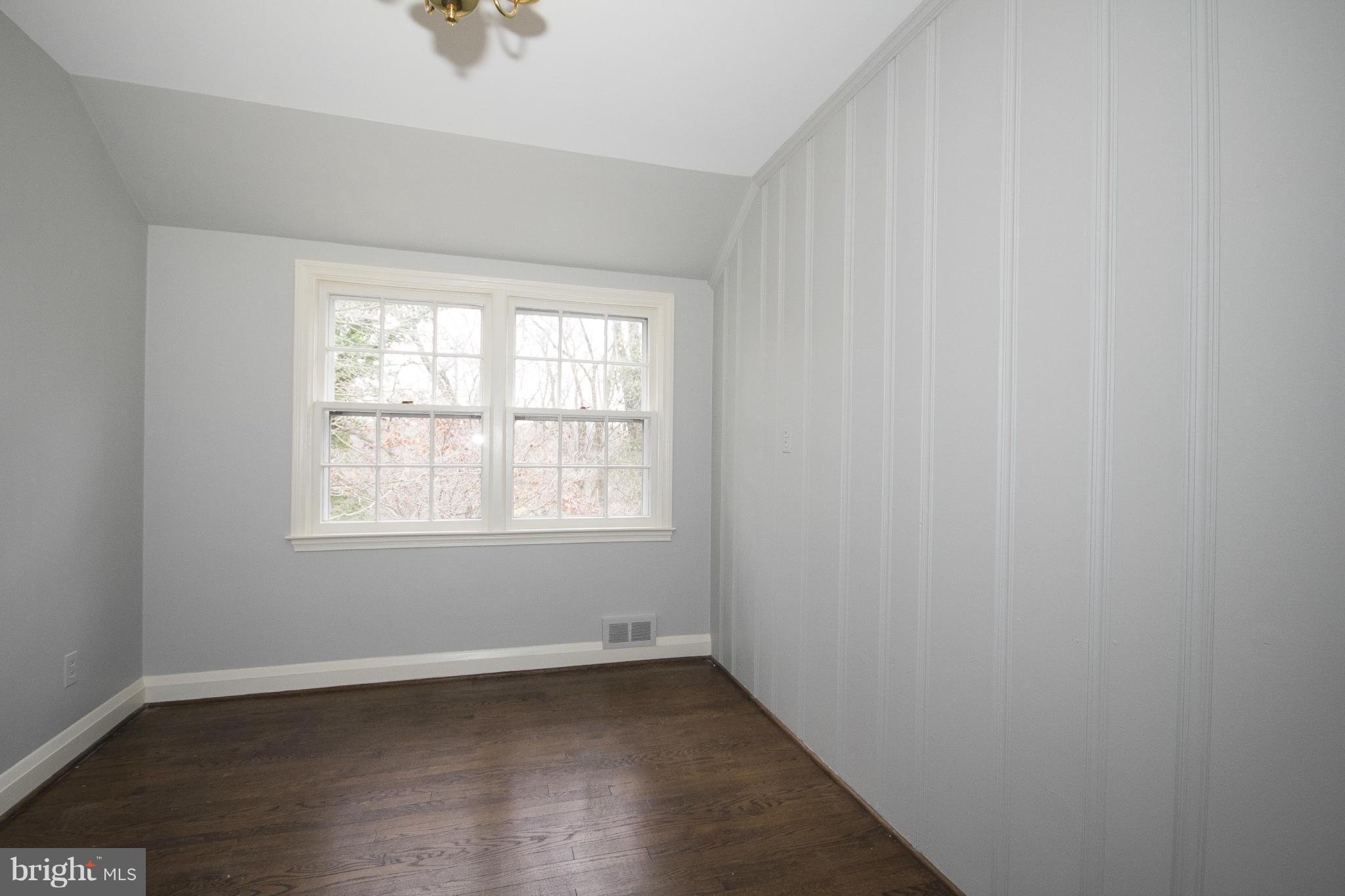 MURRAY HILL - Residential