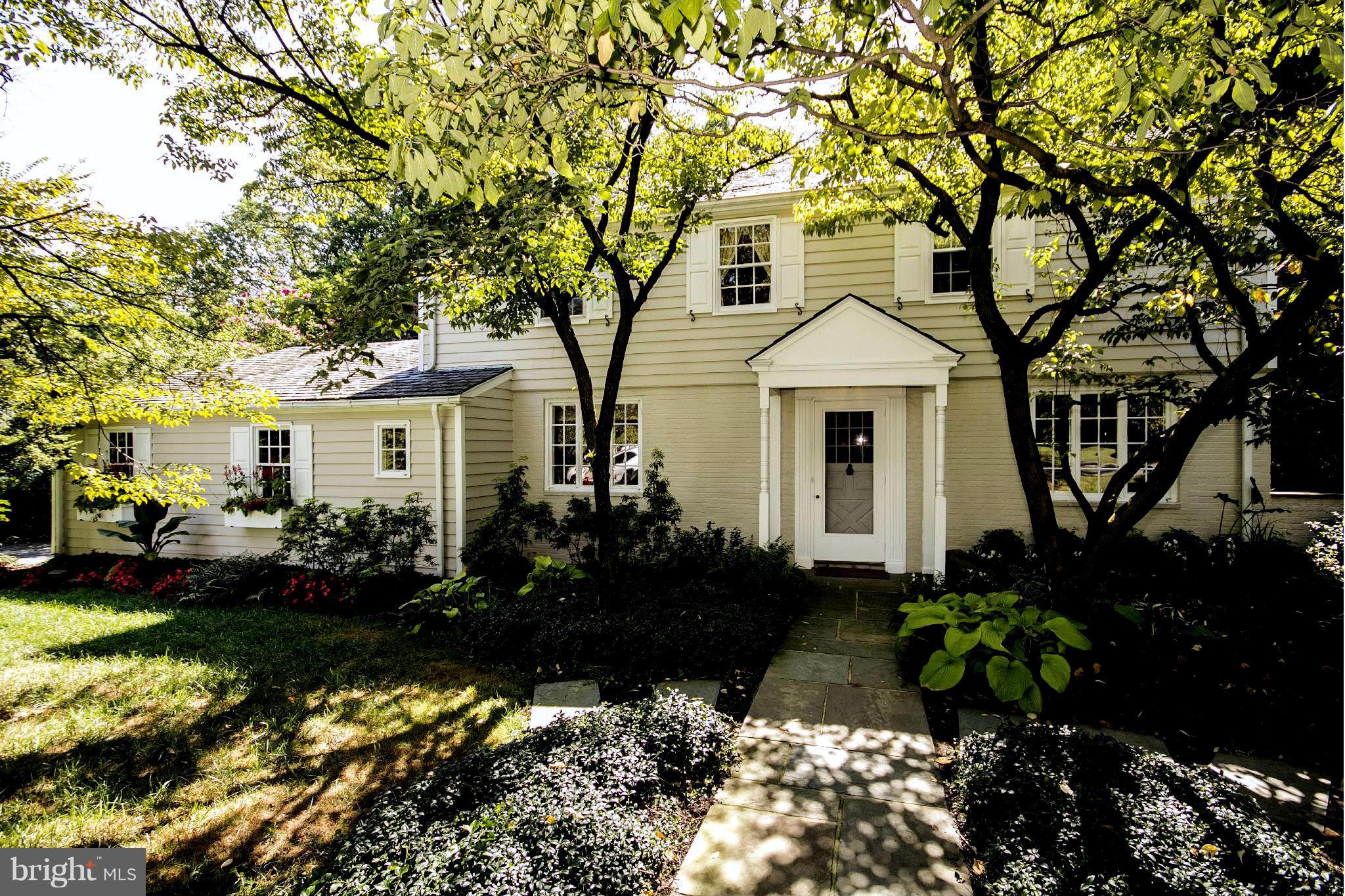 MURRAY HILL - Residential