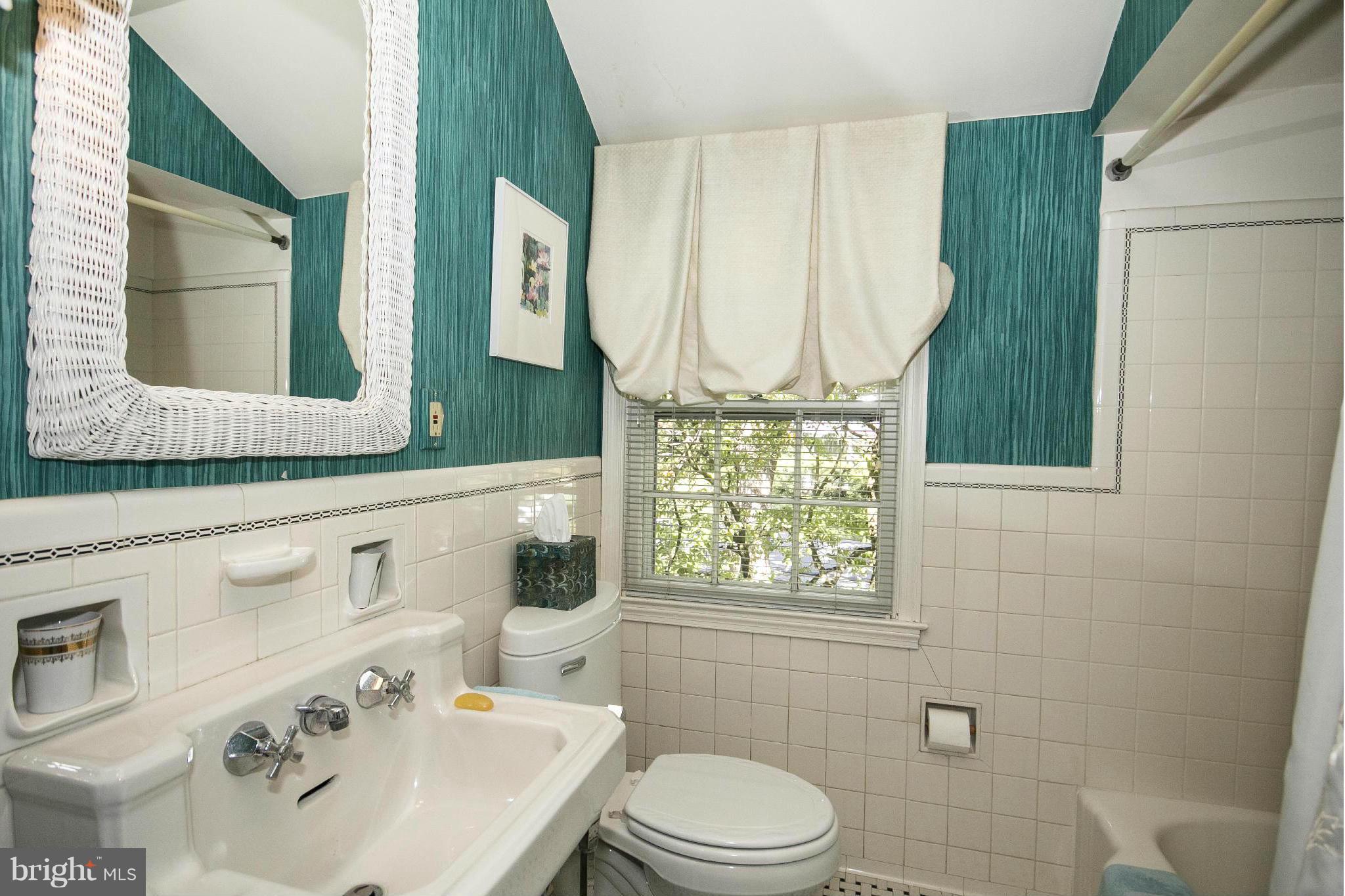 MURRAY HILL - Residential