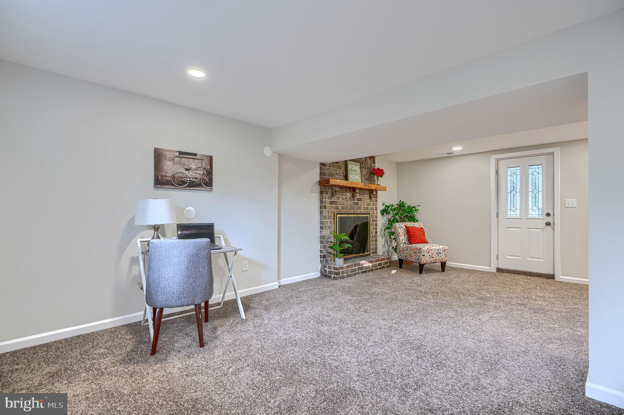 CAMELOT - Residential