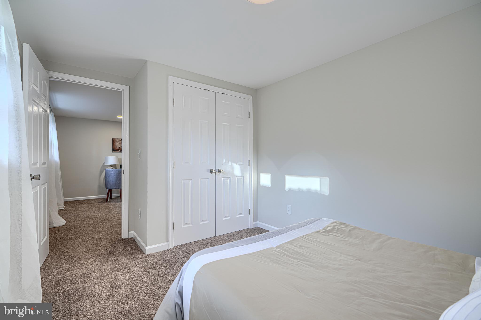 CAMELOT - Residential
