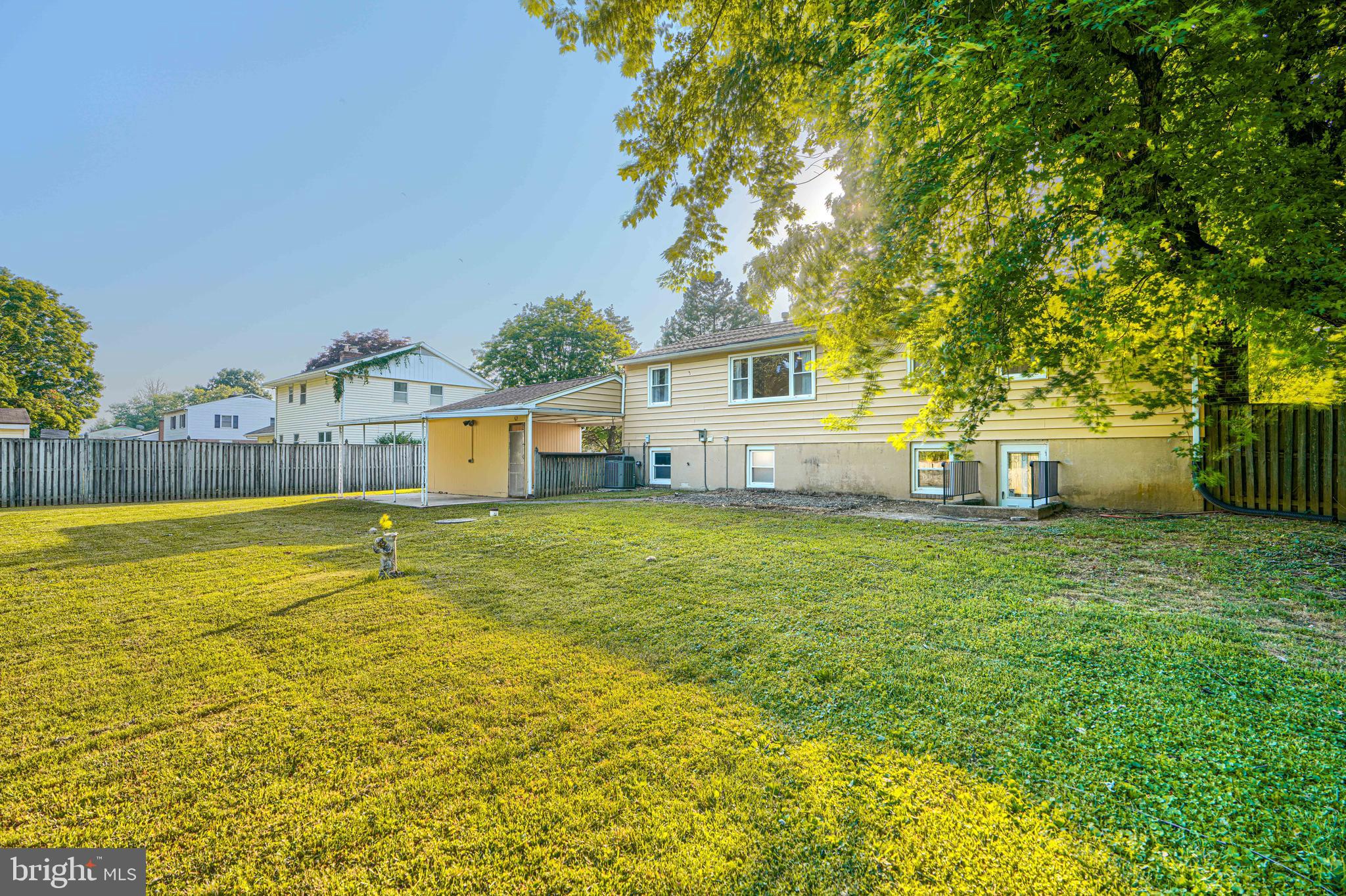 CAMELOT - Residential