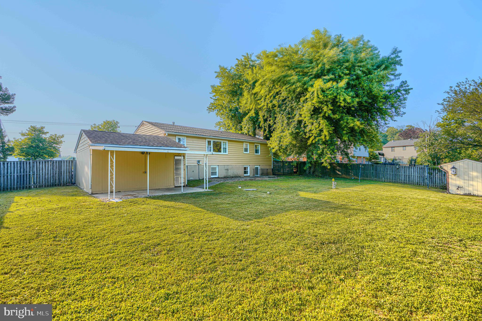 CAMELOT - Residential