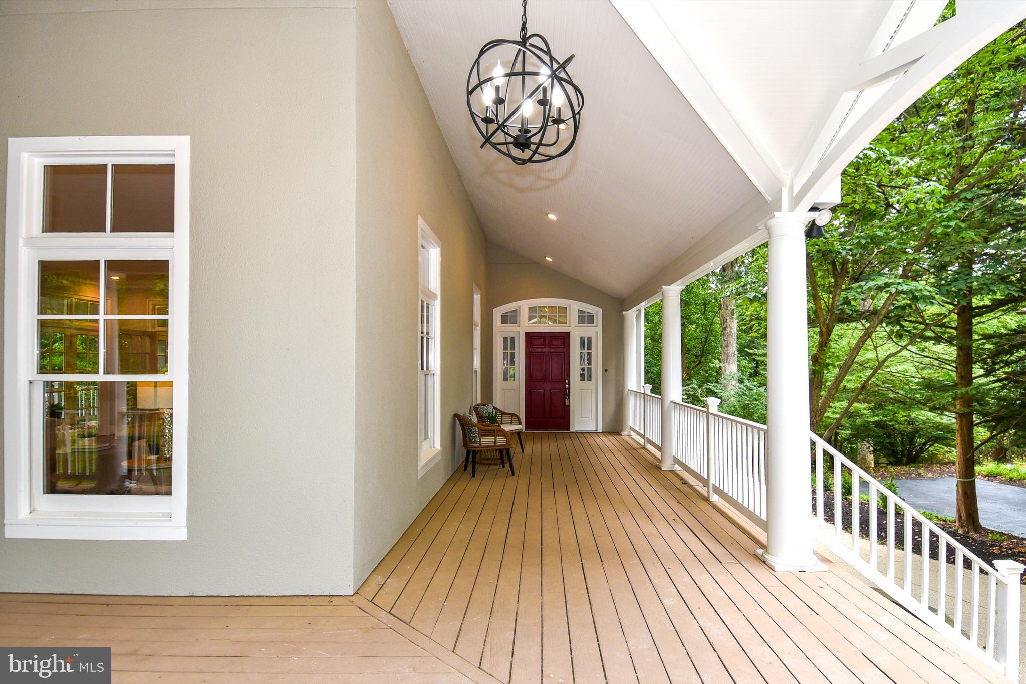 MERRY GO ROUND FARM - Residential