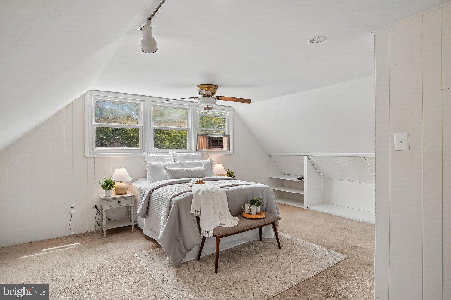 YORKTOWN AT BELAIR - Residential