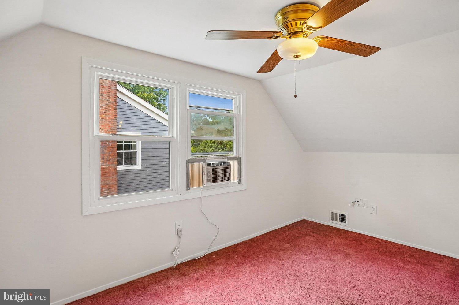 YORKTOWN AT BELAIR - Residential