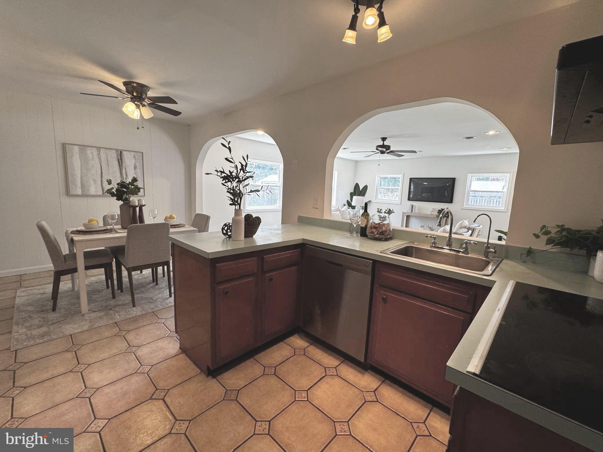 YORKTOWN AT BELAIR - Residential