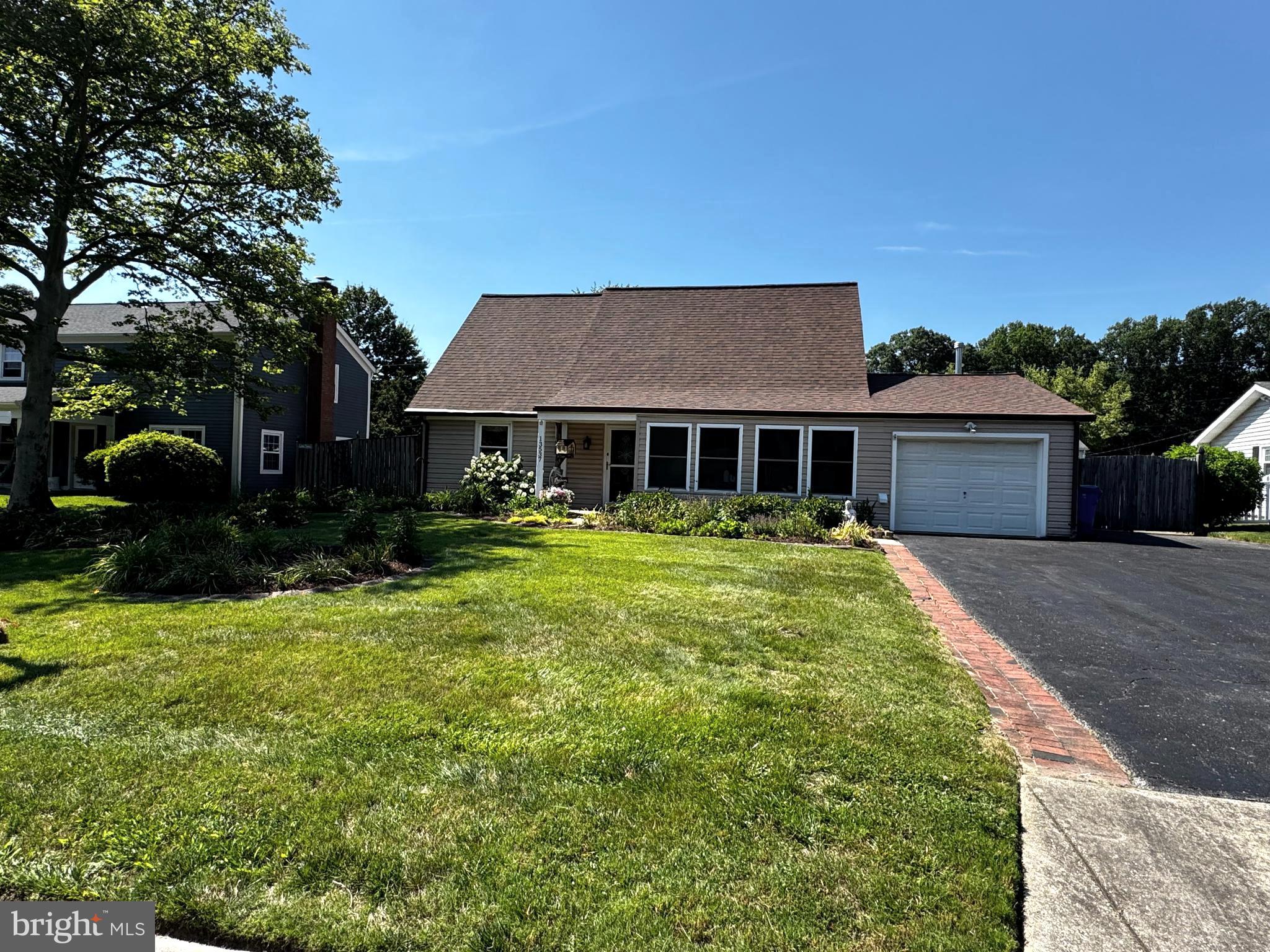 YORKTOWN AT BELAIR - Residential