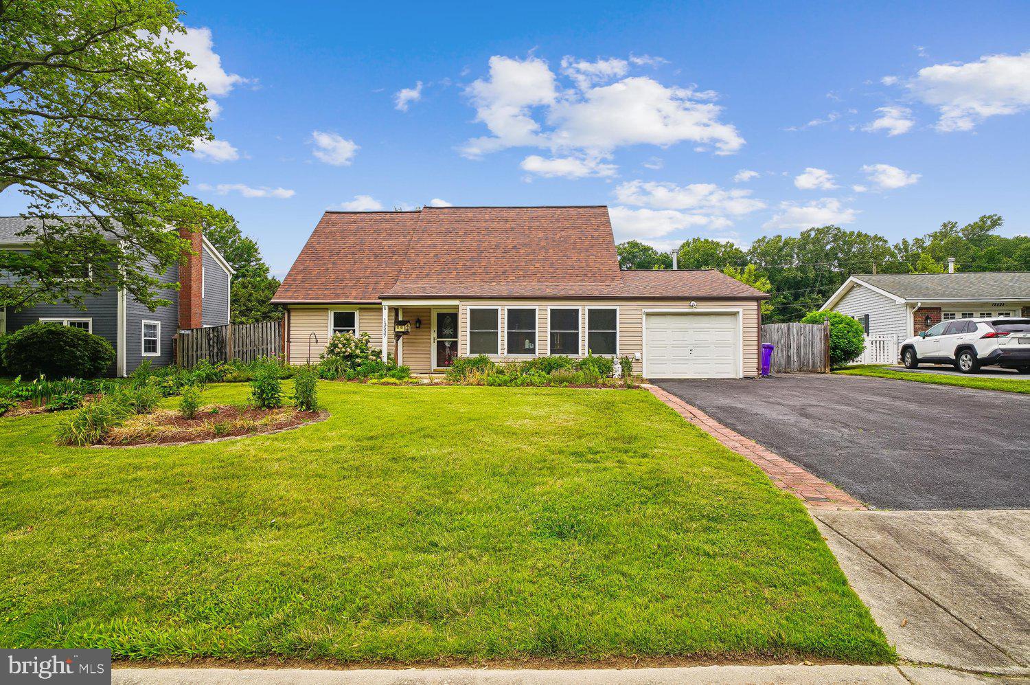YORKTOWN AT BELAIR - Residential