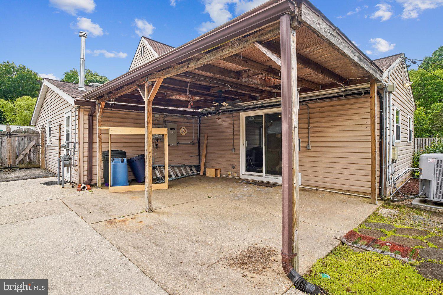 YORKTOWN AT BELAIR - Residential