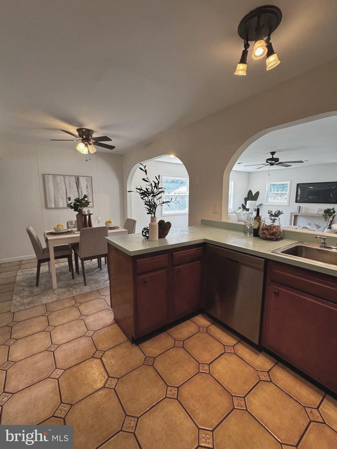 YORKTOWN AT BELAIR - Residential