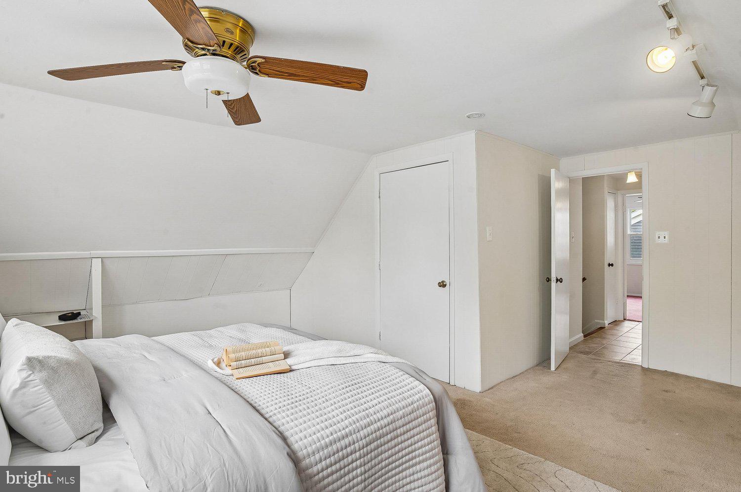 YORKTOWN AT BELAIR - Residential
