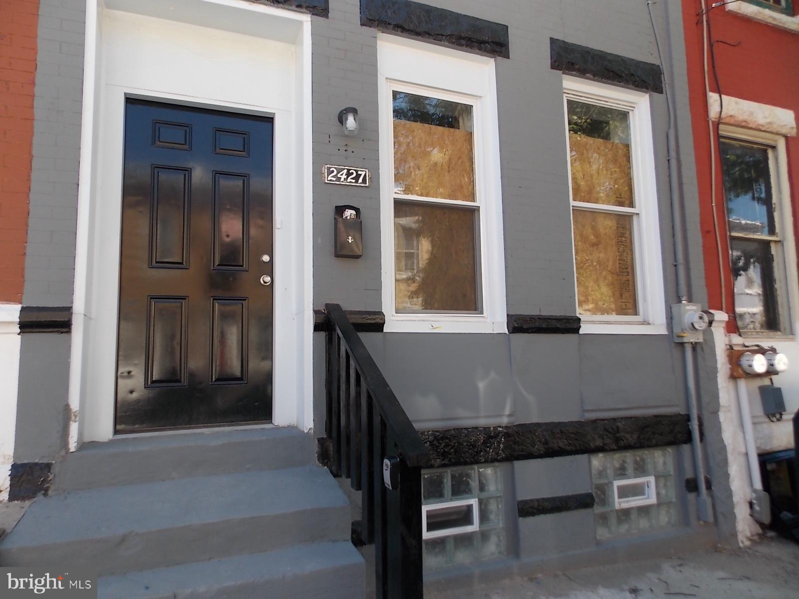 STRAWBERRY MANSION - Residential