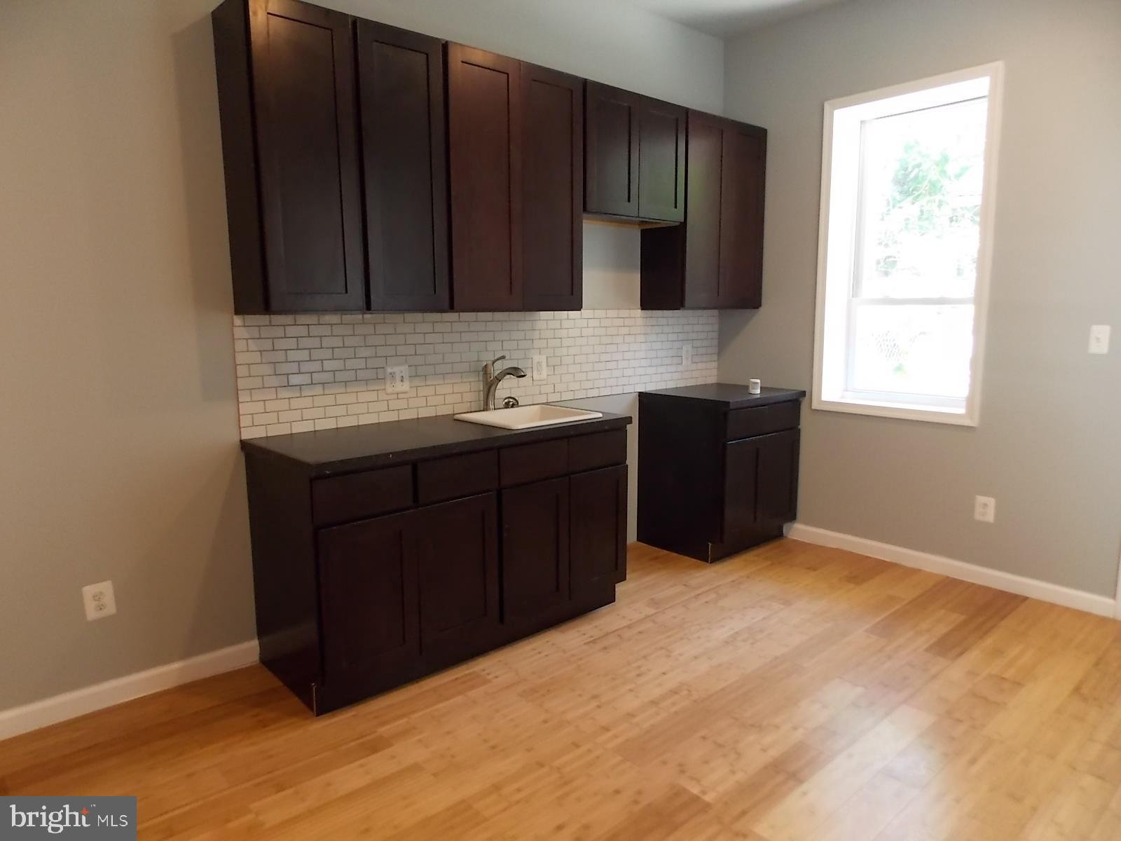 STRAWBERRY MANSION - Residential