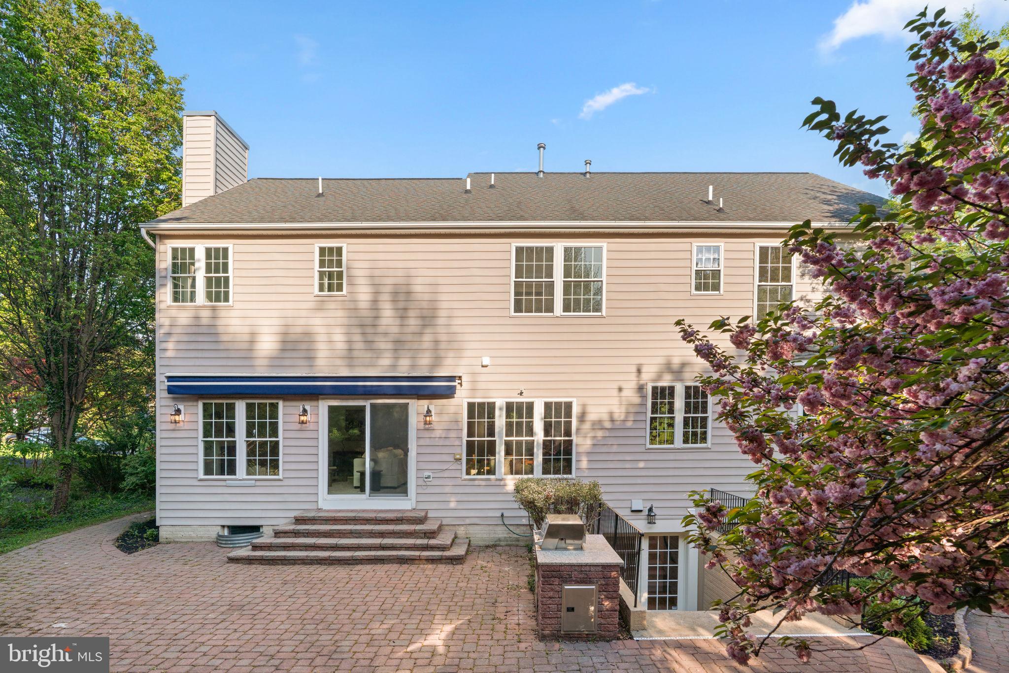 GROVEMONT - Residential