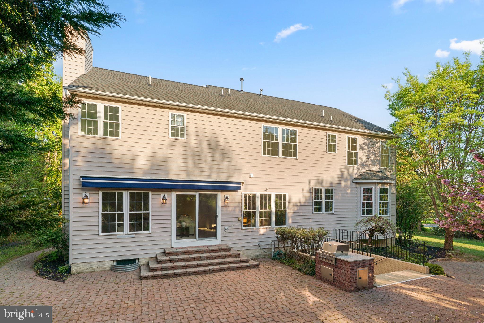 GROVEMONT - Residential
