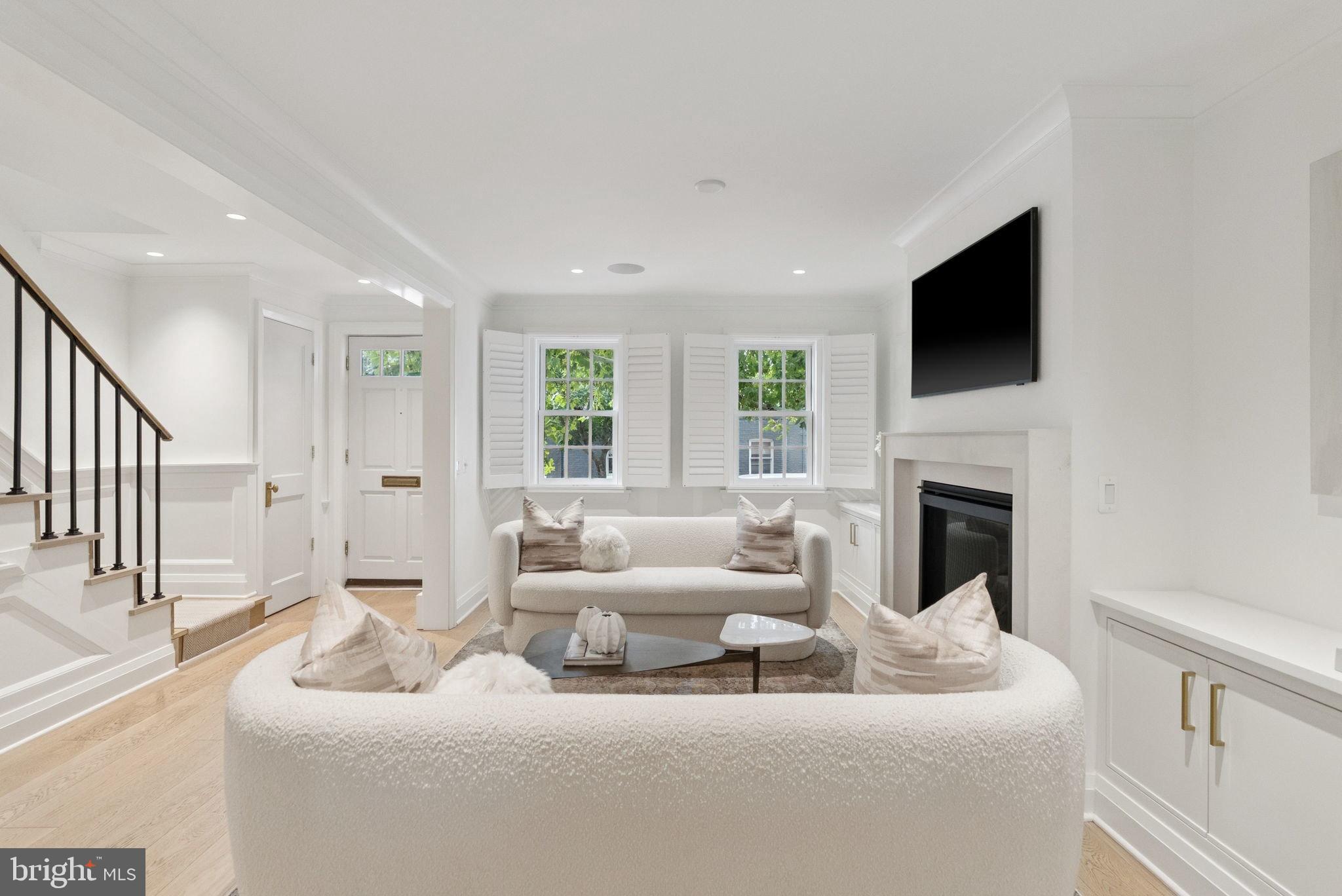 GEORGETOWN - Residential