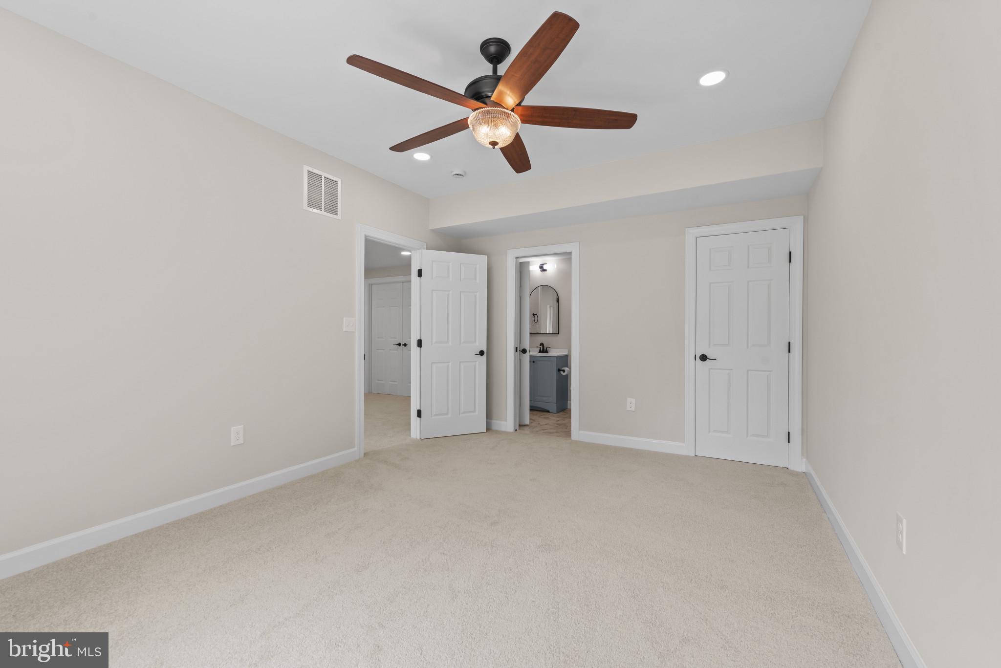 TAYLOR FARM - Residential